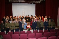 400-ЛЕТИЮ ДОМА РОМАНОВЫХ ПОСВЯЩЯЕТСЯ