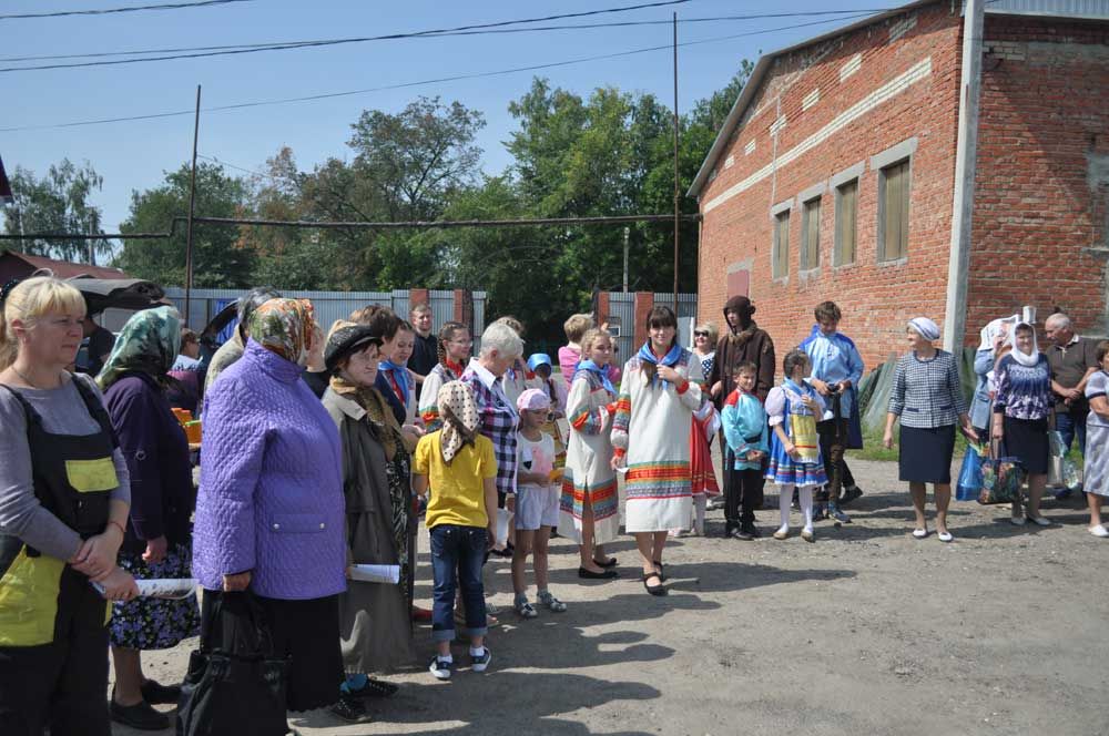 &laquo;Медовый Спас&raquo; на приходе